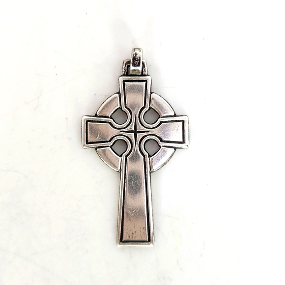 Retired James Avery Large Sterling Celtic Cross Pendant w North Star Center